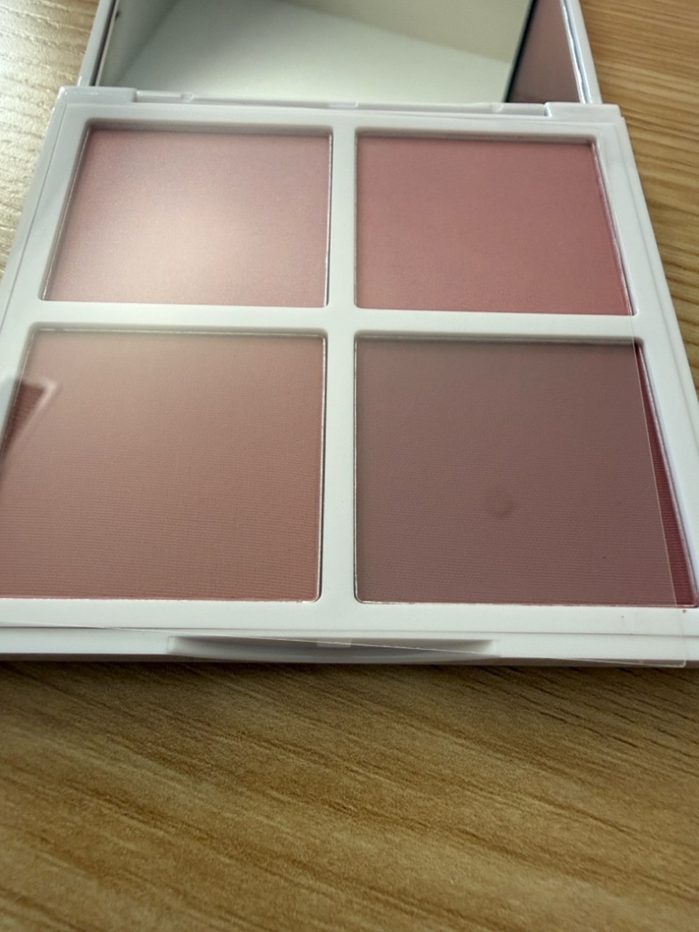 Lithe Sunset Blush Palette, Including Four Beautiful Unique Colors - NEW IN BOX* - Picture 4 of 4